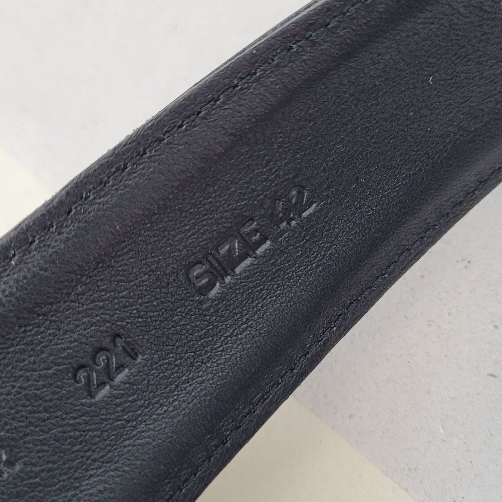 Emporio Armani Black Polka Dot Belt Leather Size 42 Women Designer Office Career - Picture 8 of 8